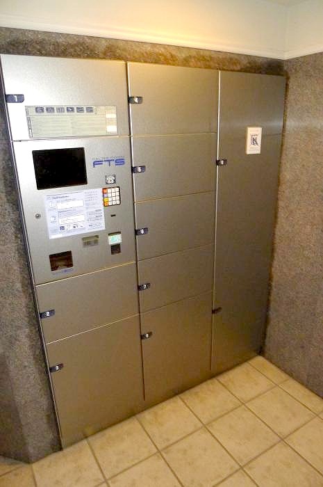 ステージグランデ新高円寺 宅配ＢＯＸ