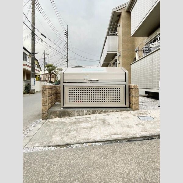 ソル・セレッソⅡ ごみストッカー