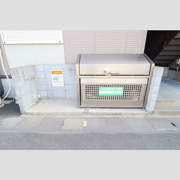 ハイツ フォーシーズン　A/B ゴミ置き場