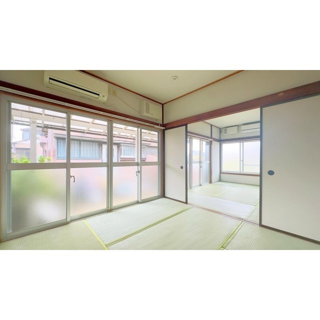 伊澤貸家 和室6帖