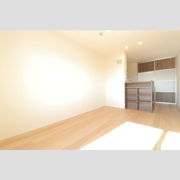 ルベルコート(RUBER COURT)301号室 LDK