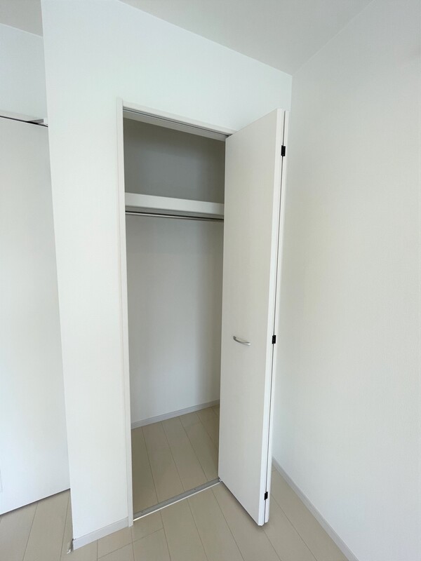 リブリ・根岸Ⅲ3階 収納