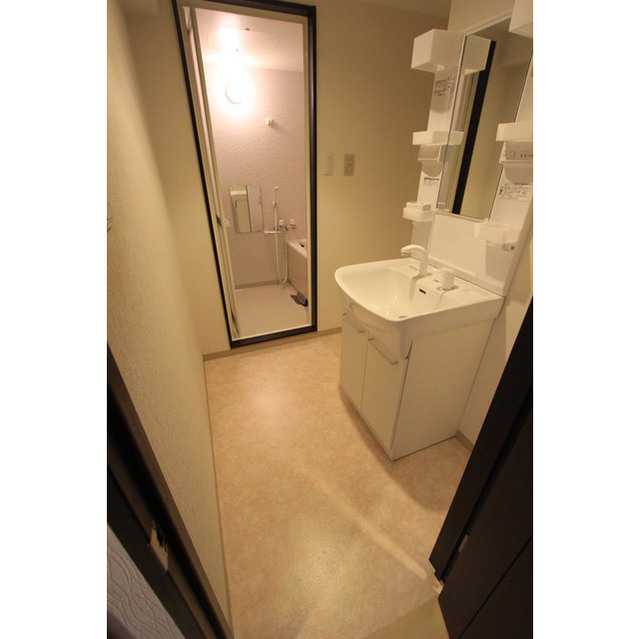 ラルジュテール 内観