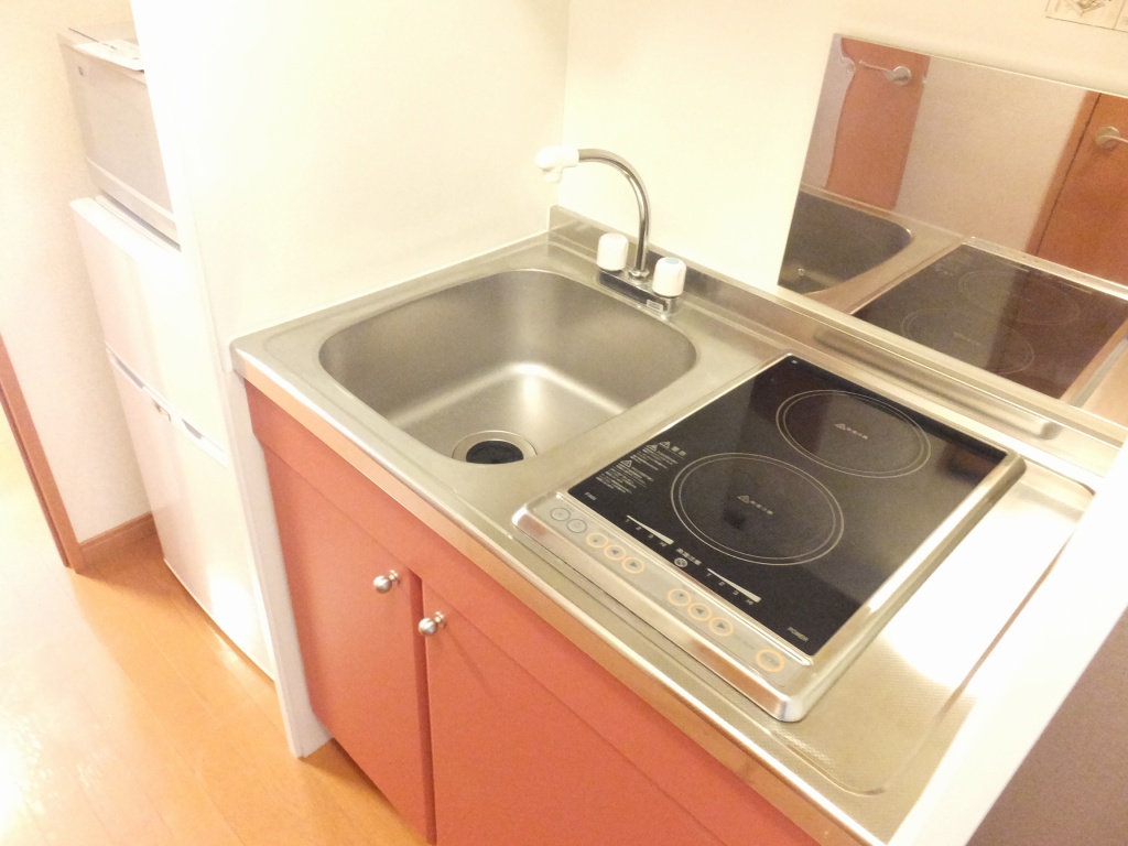 レオパレスＦＵＪＩ ２口コンロのラジエントヒーターです。