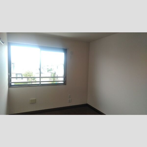 メゾンベール201号室 洋室