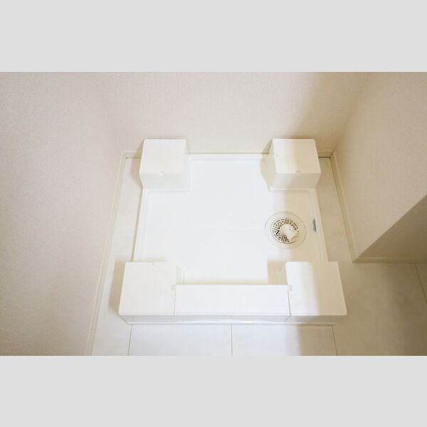 メテオール103号室 室内洗濯機置き場