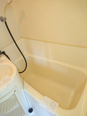 キャッスル滝沢208号室 お風呂