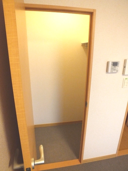 レオパレスフジニューコート 内観