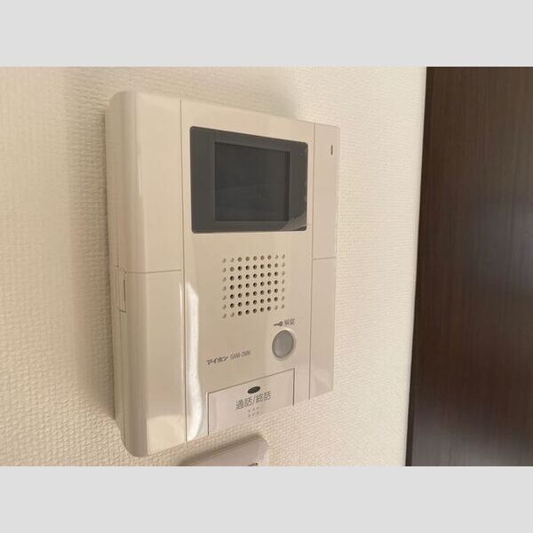 エリーワールド203号室 同建物別部屋の参考画像