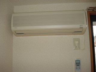 パレスサントピアⅤ205号室 エアコン