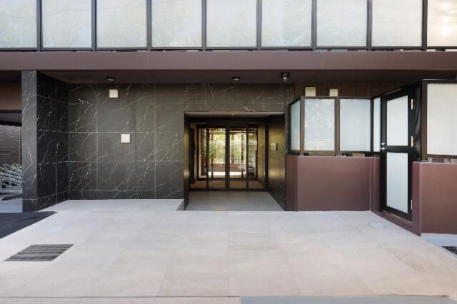 ブライズ北綾瀬3階 エントランス