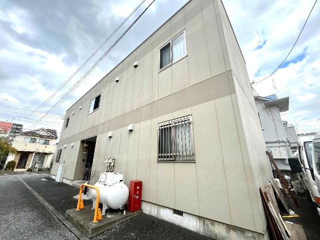 ピノアール101号室 外観写真（昼）