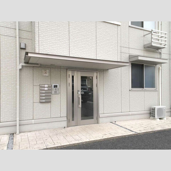 リビングタウン北越谷　B303号室 エントランス