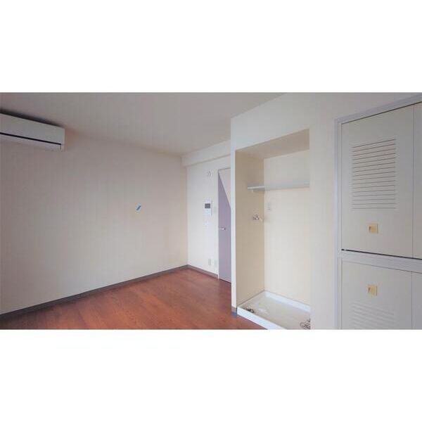 ラヴニール南常盤台303号室 リビング