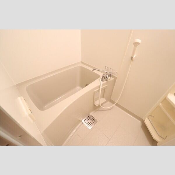 リシアンサス・ガーデン　ABCDEF 浴室