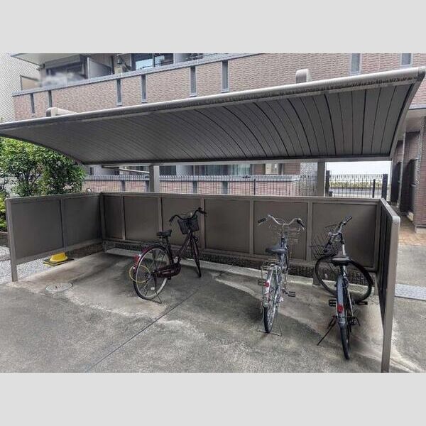 アトリオ トモ　壱番館 駐輪場