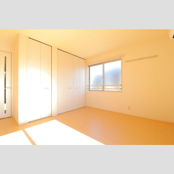 ベルレージュ201号室 洋室