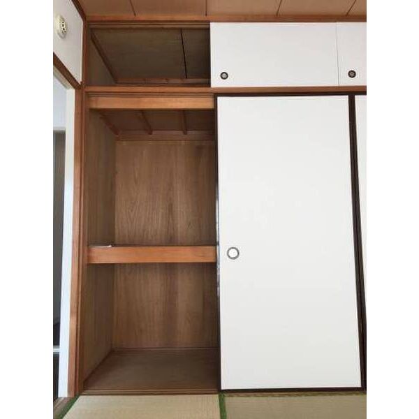 南八幡ガーデンビレッジ 収納