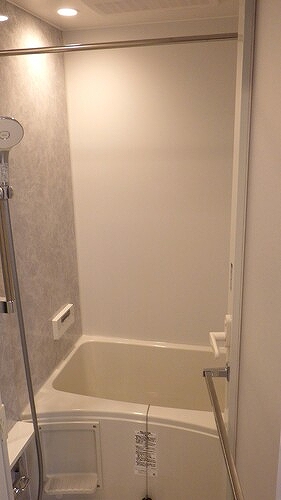 クラリティア池上1階 浴室　※同タイプ（203号室）の写真