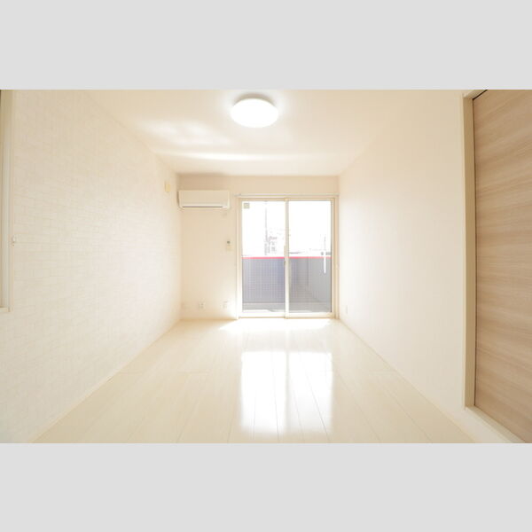 アンリシール・レイク リビング