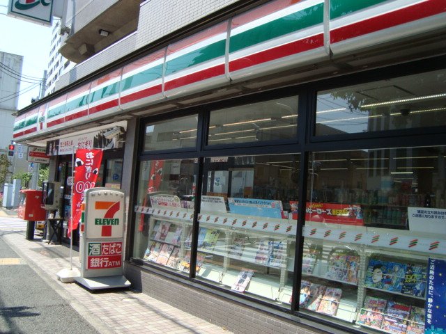 リバパレス高井戸 セブンイレブン杉並高井戸西店まで133ｍ
