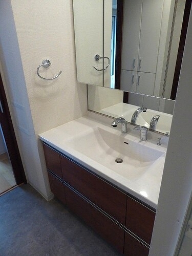 ライオンズマンション馬込マークヒルズ 洗面所　※2014年7月撮影