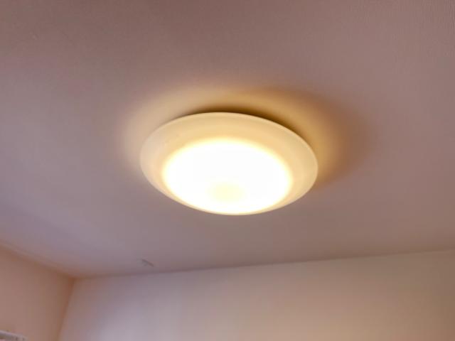 パピヨン・シャルム 照明器具