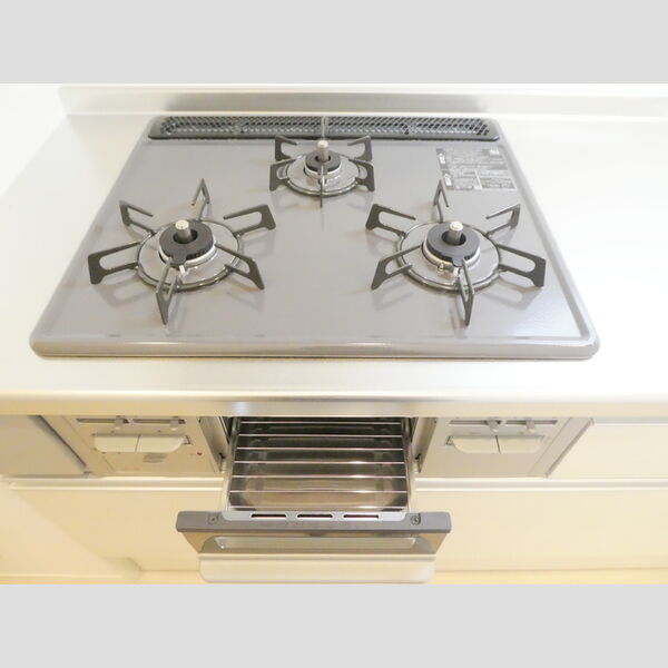 グランエスポワール302号室 3口ガスコンロ