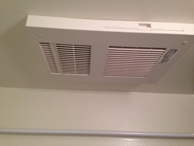 エムネージュ薬円台302号室 浴室乾燥機