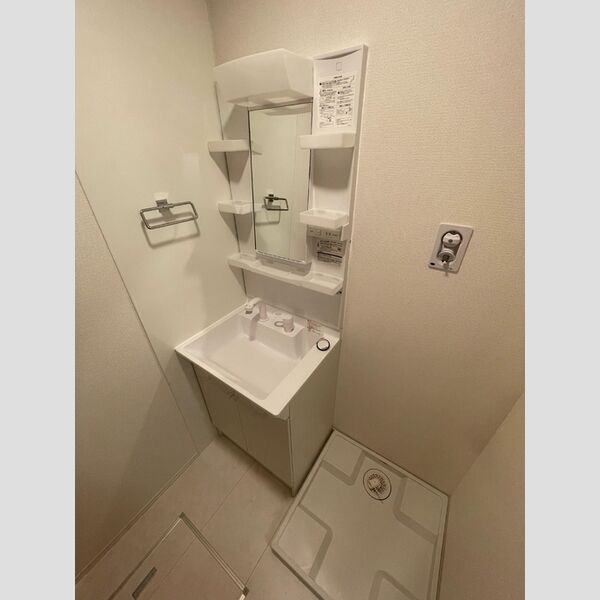 ミーツⅢ302号室 洗面所