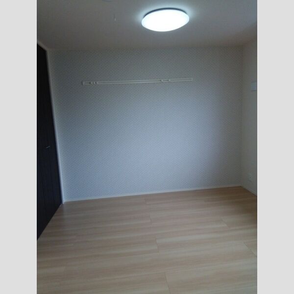 エスタシア花303号室 洋室5.2帖