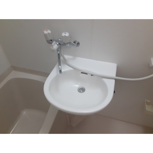 ルプレ荻窪0102号室 洗面台