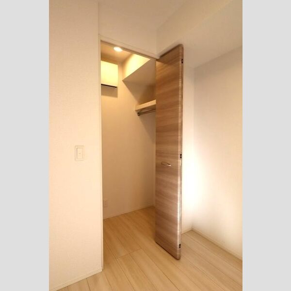 セレスティア東葛西Ⅱ106号室 ウォークインクローゼット