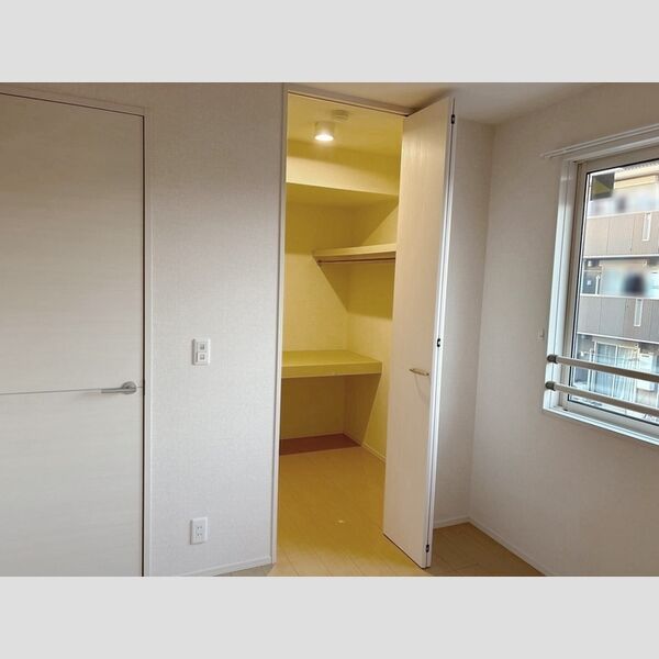 PARK　HILLS　MIYAKO　A301号室 ウォークインクローゼット