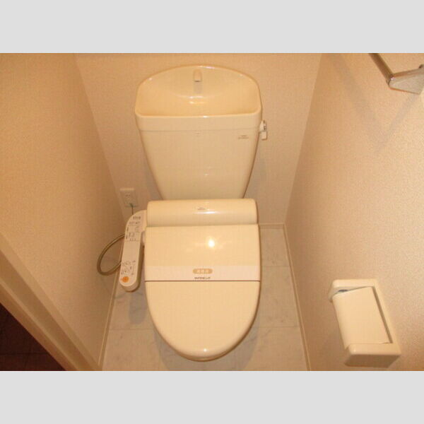 サンシャイン道野辺中央　A203号室 トイレ　温水洗浄暖房便座