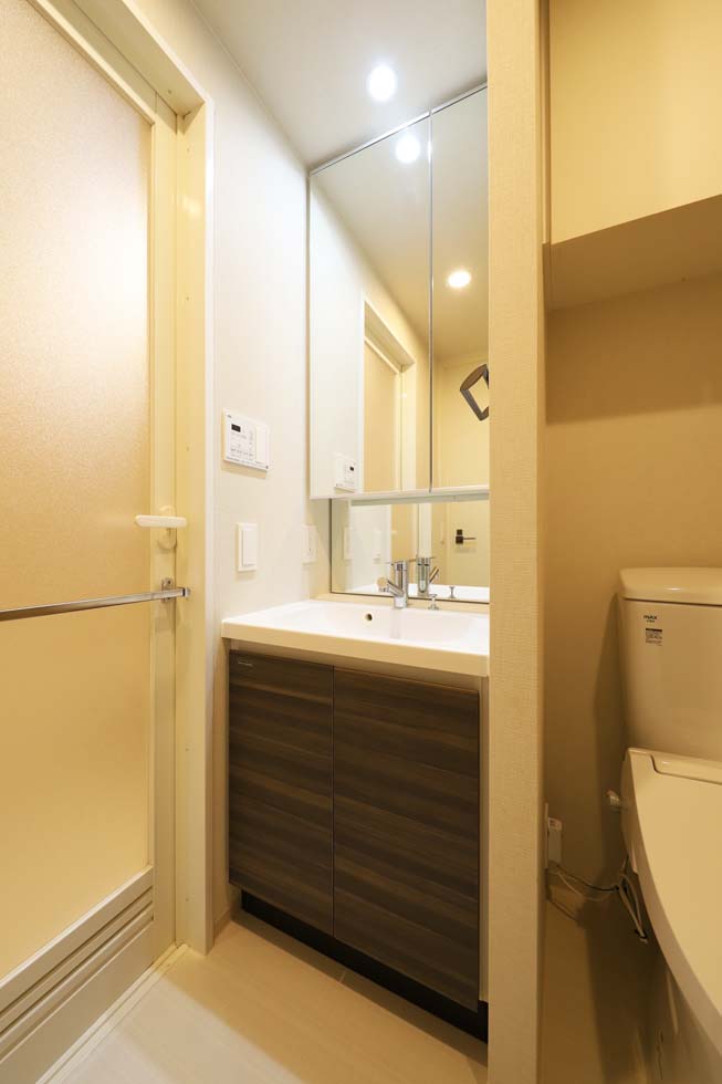 PREMIUM CUBE　王子神谷2階 内観