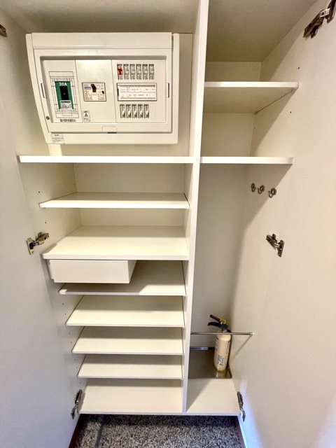 レジディア大井町Ⅱ9階 収納