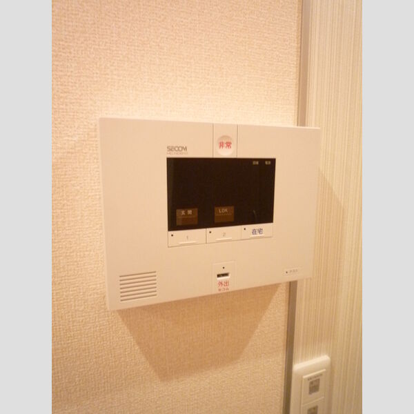 グランドゥール305号室 セコムのセキュリティシステム