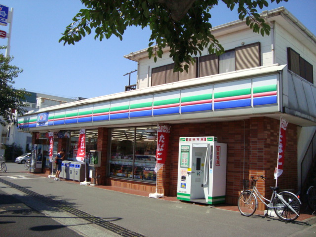 ＥＶＥＲ　ＳＨＩＮＥ　ＳＨＯＮＡＮ コンビニ（スリーエフ）まで180ｍ