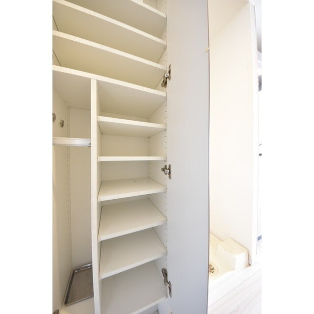 Court Blanche0406号室 内観