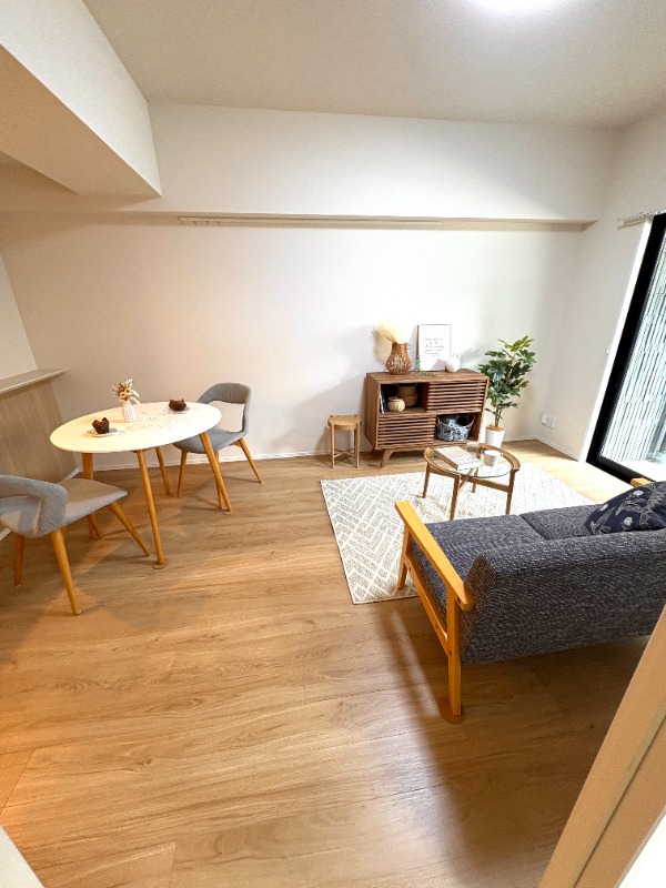 春日テラス2階 ※モデルルーム102号室