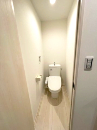 パークヒルズ・ザ・見沼205号室 トイレ