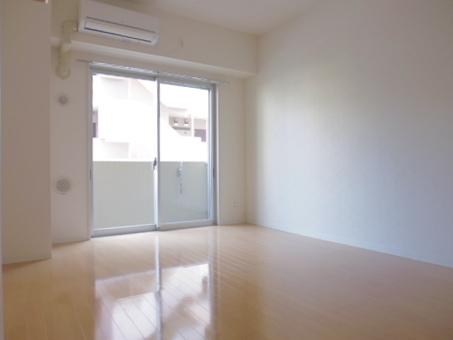 トレセリア大和田0406号室 リビング