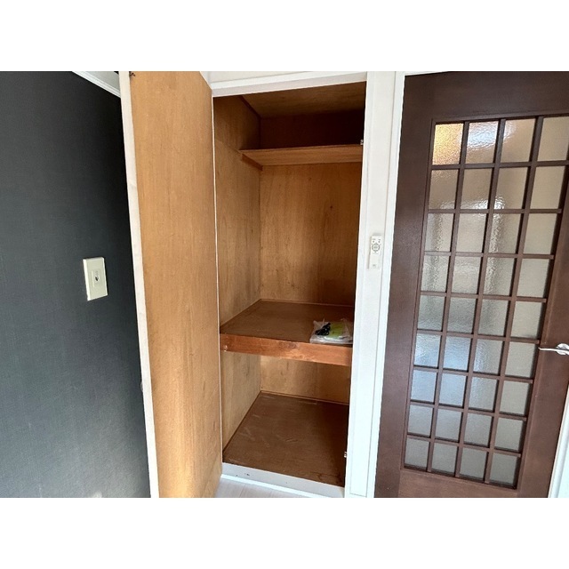 エスポワールトミタ203号室 内観