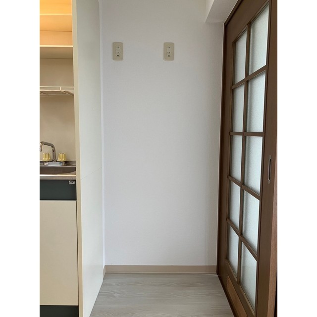 メゾン榎木町301号室 冷蔵庫置き場