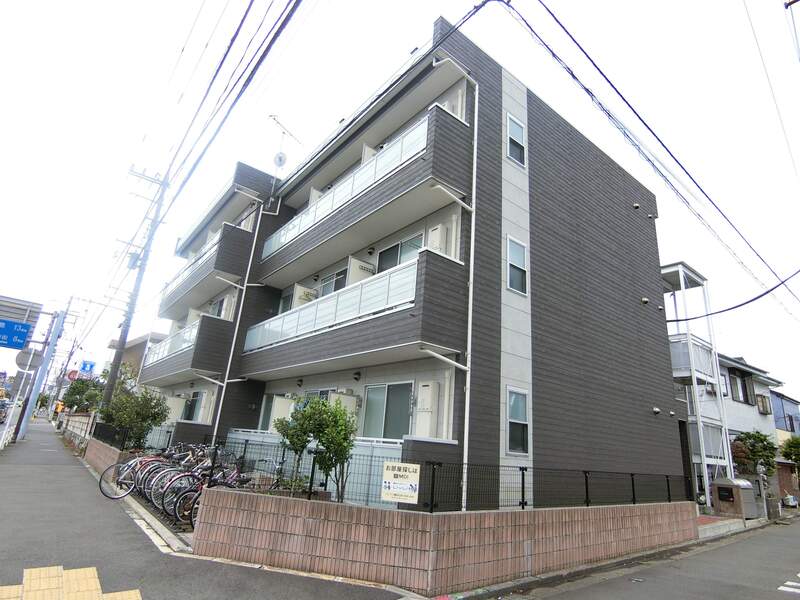 リブリ・ハナミズキ湘南台3階 外観