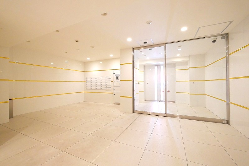 PREMIUM CUBE 関内 外観