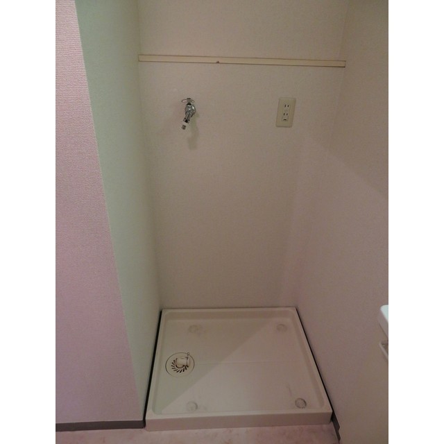 ＹＡＹＯＩ　ＣＯＵＲＴ0705号室 洗濯機置場写真は他部屋