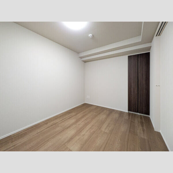 サンジョイアゼロ612号室 洋室5.2帖