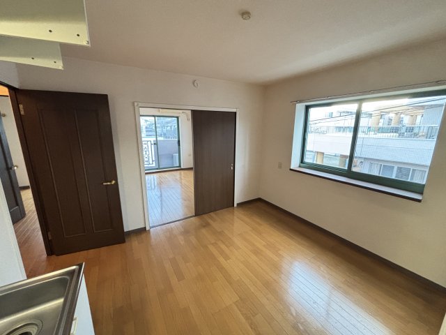 エミール有賀 リビング